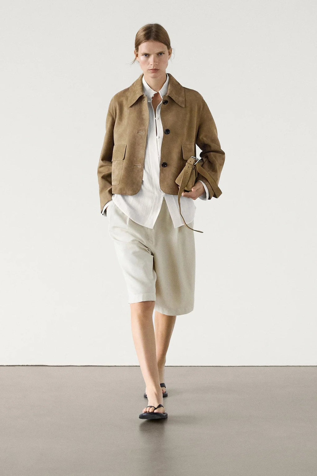 Borstad Mikrofiber Jacka – kort – knäppning – brun jacka – damjacka-Mira Lina