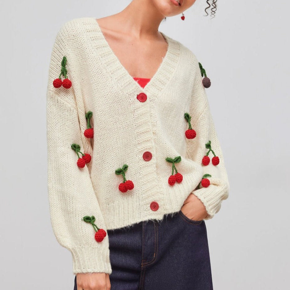 Cherry Cardigan | Knäppt | V-ringad | Stickad kofta | Damkofta-Mira Lina
