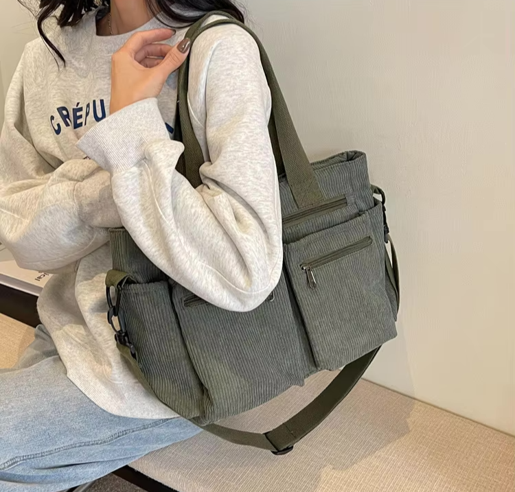 Corduroy Bag - Flerfackad axelväska för kvinnor med lång rem-Mira Lina