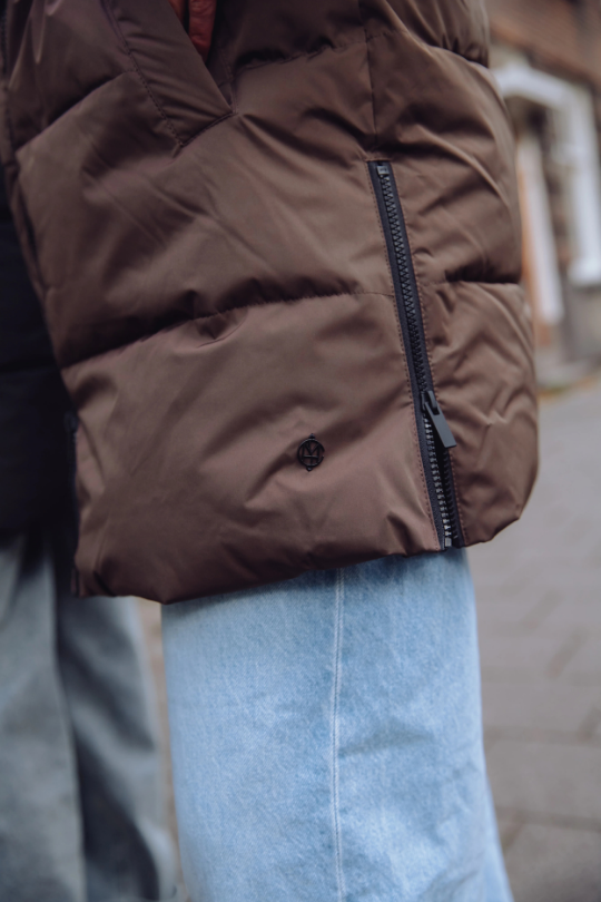 Damjacka med vaddering – Huv – Medellång – Pufferjacka – Vinterjacka för damer-Mira Lina