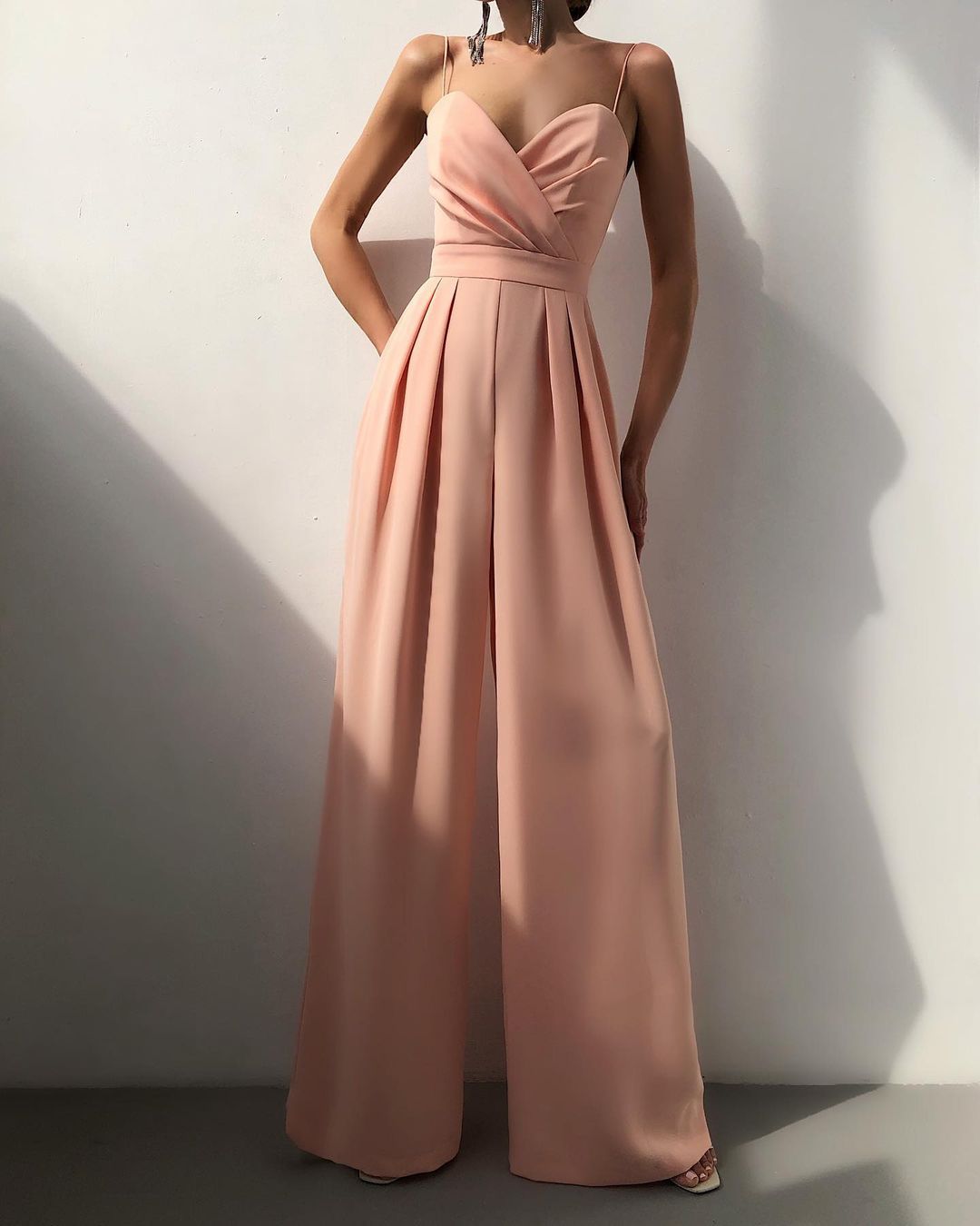 Elegant jumpsuit | Ärmlös | Spaghettistroppar | Jumpsuit med vida ben | Jumpsuit för kvinnor-Mira Lina