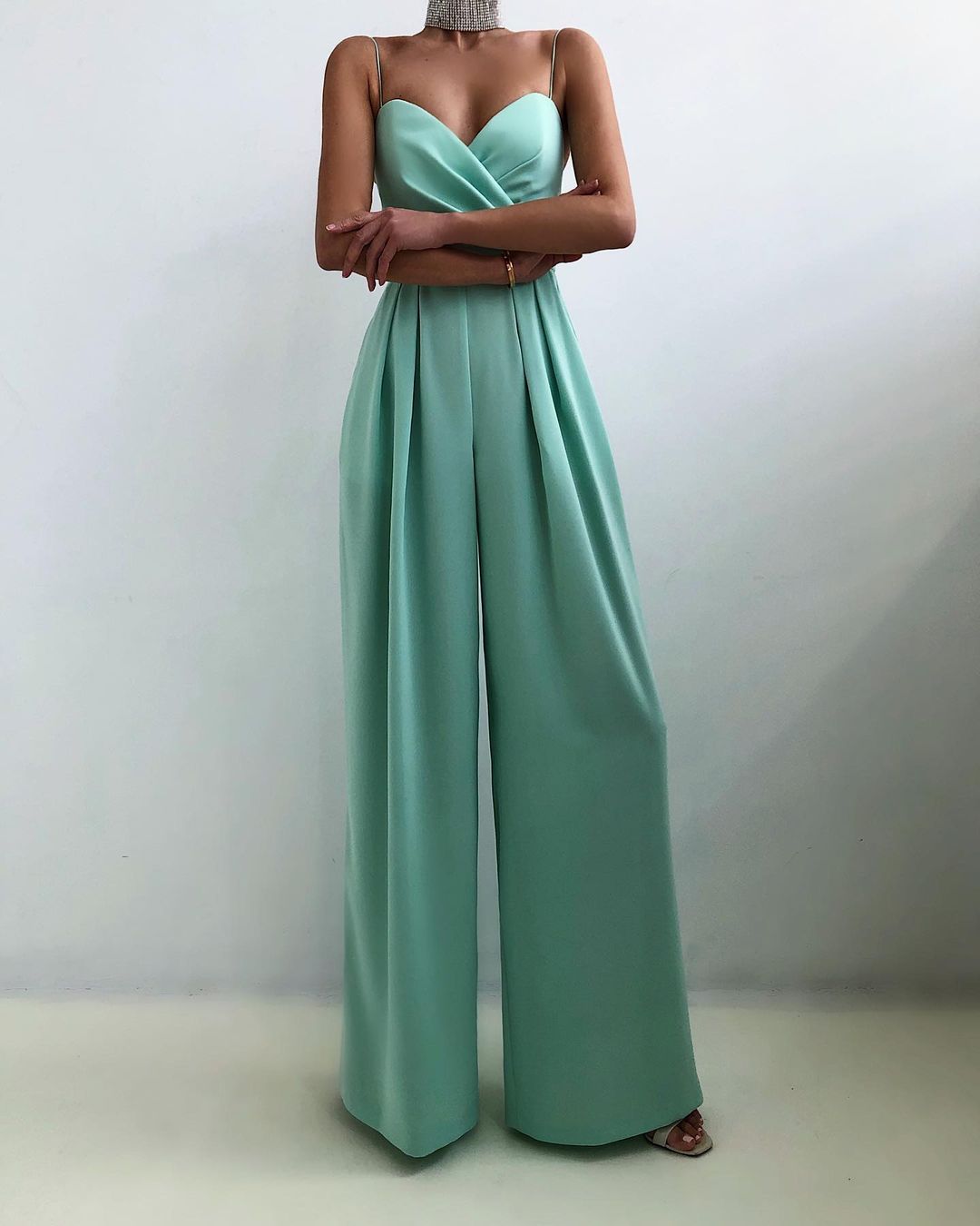 Elegant jumpsuit | Ärmlös | Spaghettistroppar | Jumpsuit med vida ben | Jumpsuit för kvinnor-Mira Lina