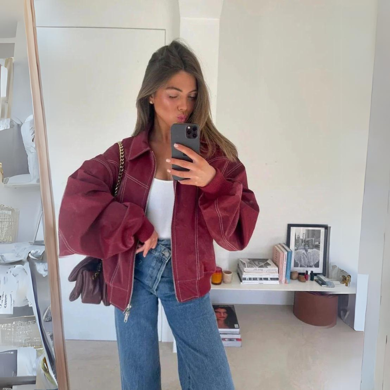 Jacky- Oversized jacka med kontrasterande sömmar Röd-Mira Lina