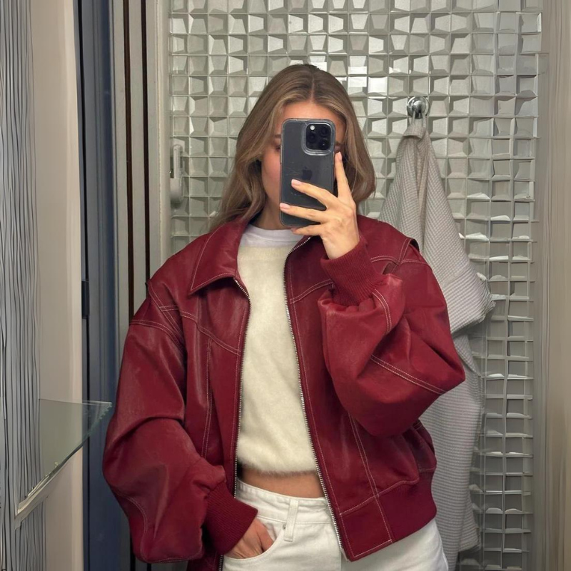 Jacky- Oversized jacka med kontrasterande sömmar Röd-Mira Lina