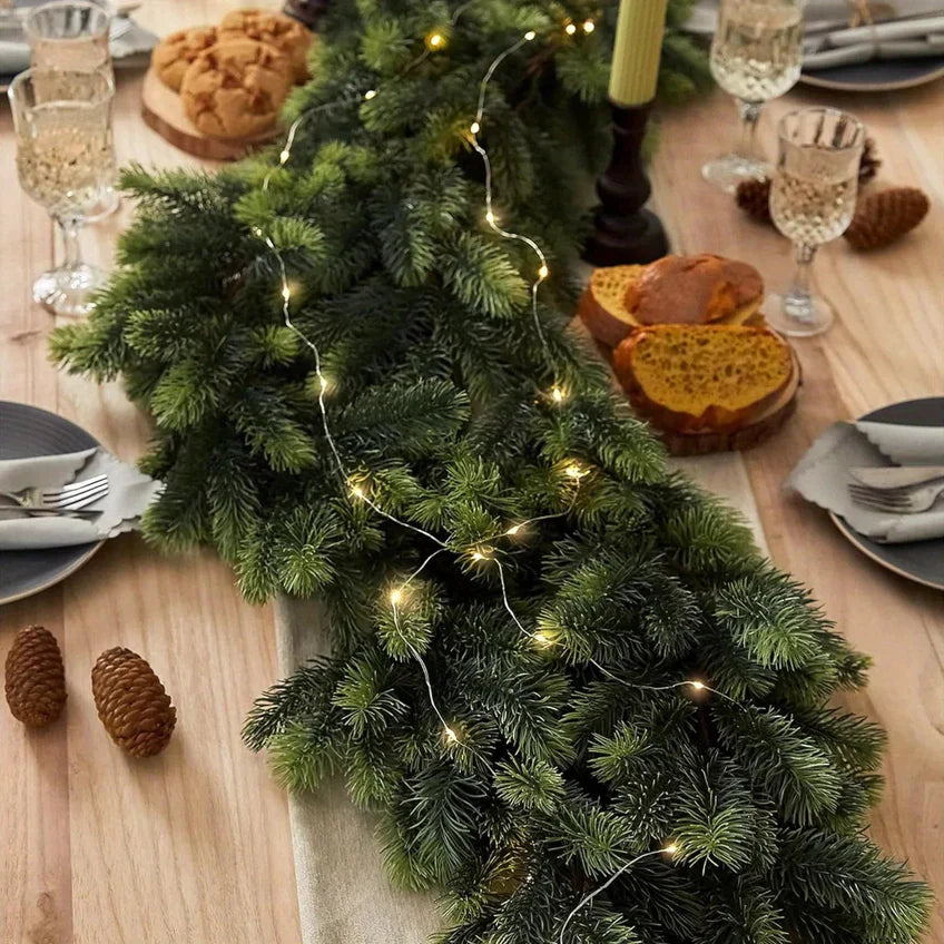 Julkrans | LED | Förbelyst | Eldstadsgirland | Juldekoration-Mira Lina