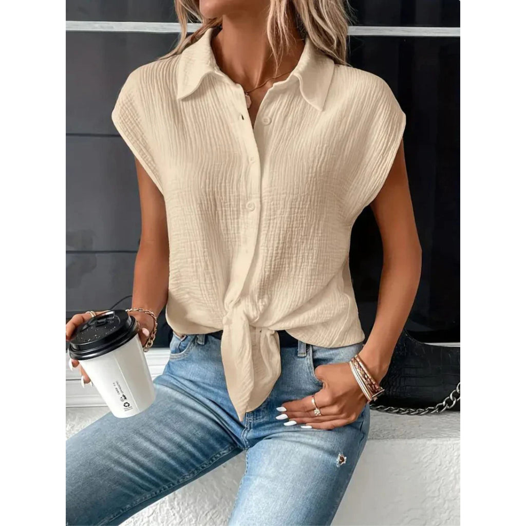 Kortärmad Blus – damblus med knappar och knytband framtill-Mira Lina