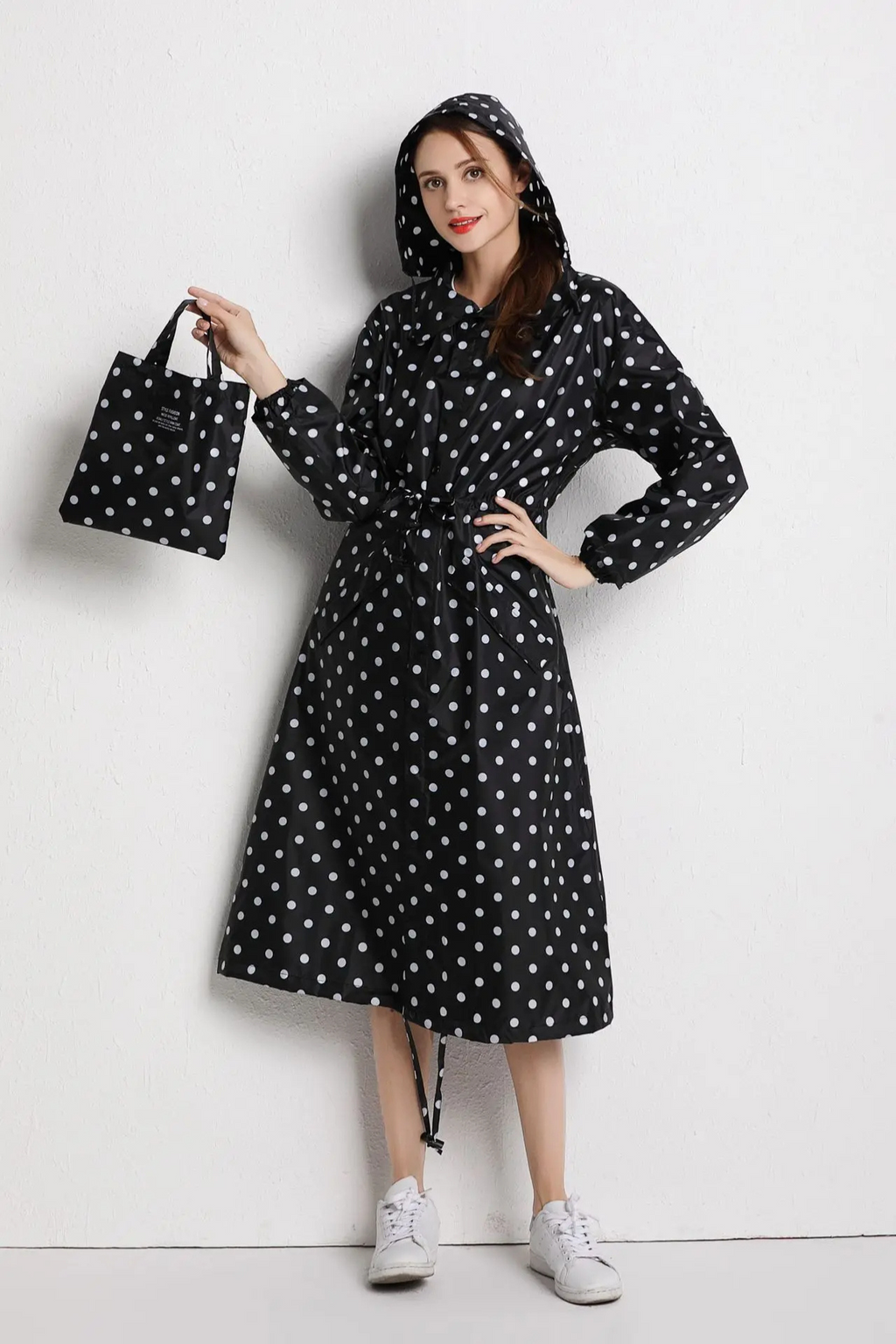 Lång regnrock med huva, dragsko i midjan, regnjacka, lång vattentät jacka för damer-Mira Lina