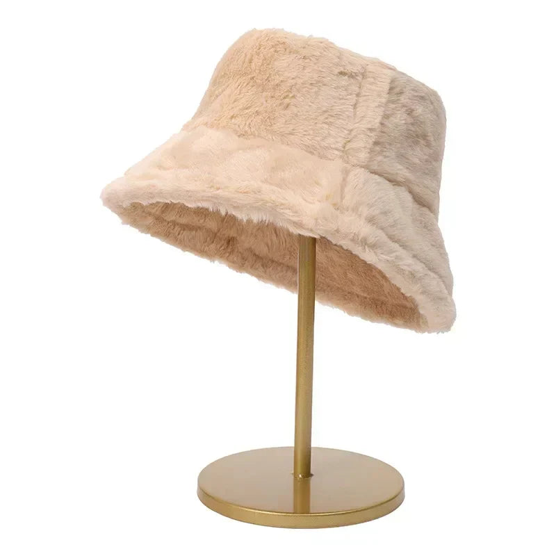 Luddig bucket hatt - kvinnors fluffiga långluggigt tyg bucket hatt för vintern-Mira Lina