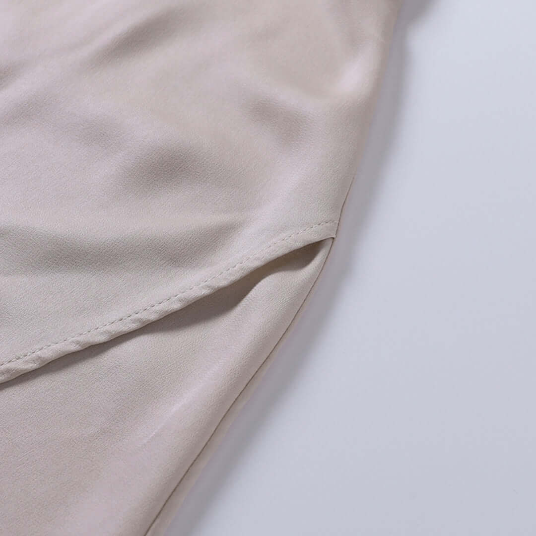 Maxiklänning | V-hals | Slits | Elegant klänning | Festklänning-Mira Lina