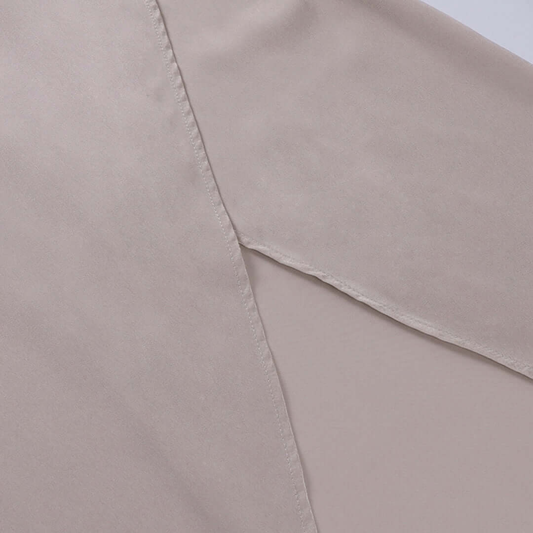 Maxiklänning | V-hals | Slits | Elegant klänning | Festklänning-Mira Lina