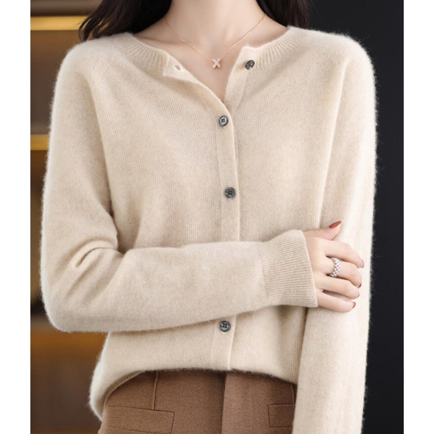 Mjukstickat Cardigan | Knäppt | Långärmad | Stickad Cardigan | Damstickat-Mira Lina