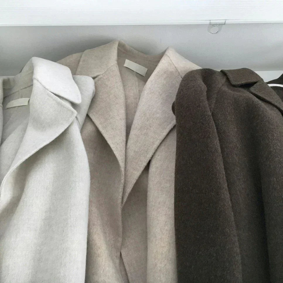 Naturfiberblandningkappa - Bälte - Vinter - Lång kappa - Naturfiberblandningkappa för kvinnor-Mira Lina