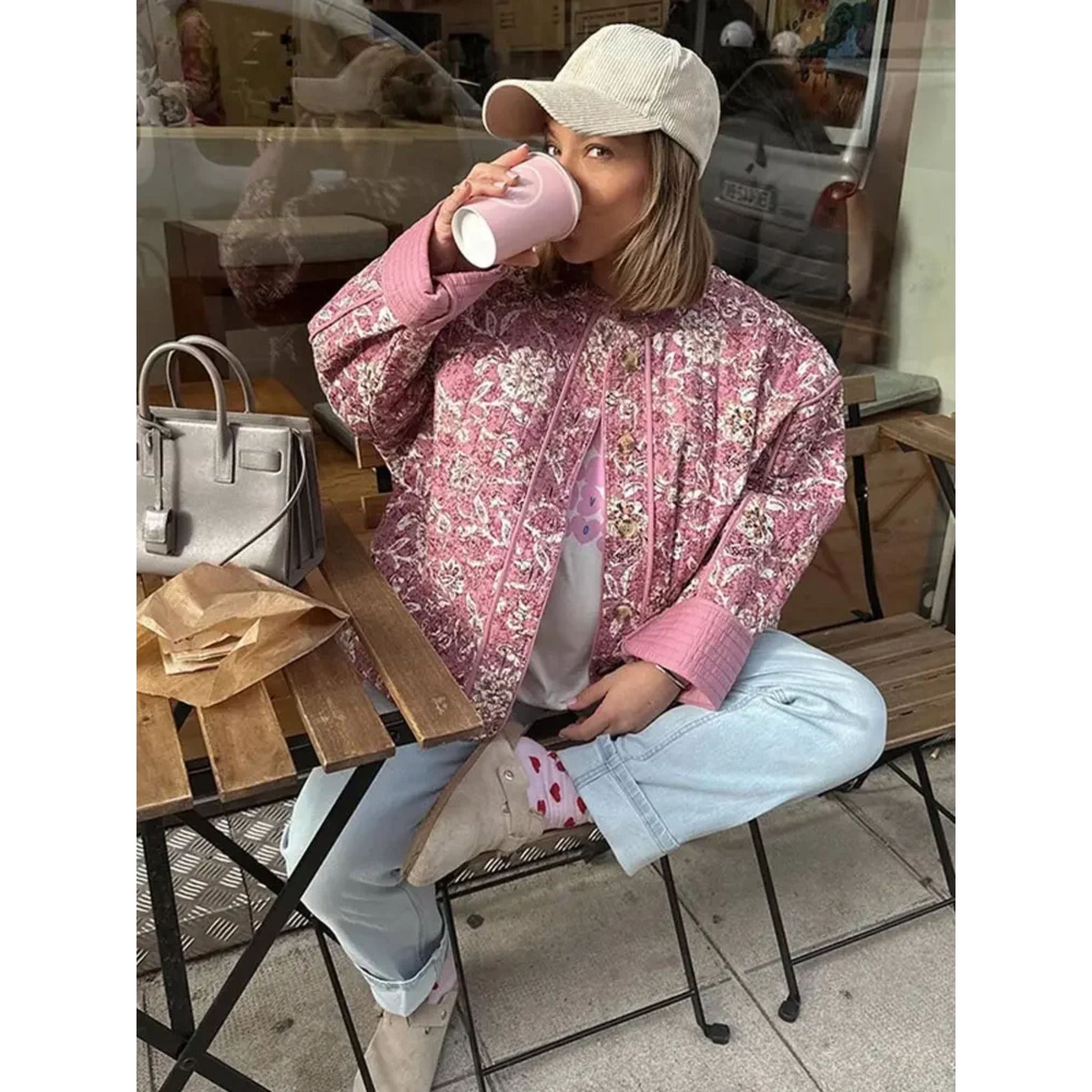 Överdimensionerad Jacka – Damjacka i rosa med blommönster och tunn quiltning-Mira Lina