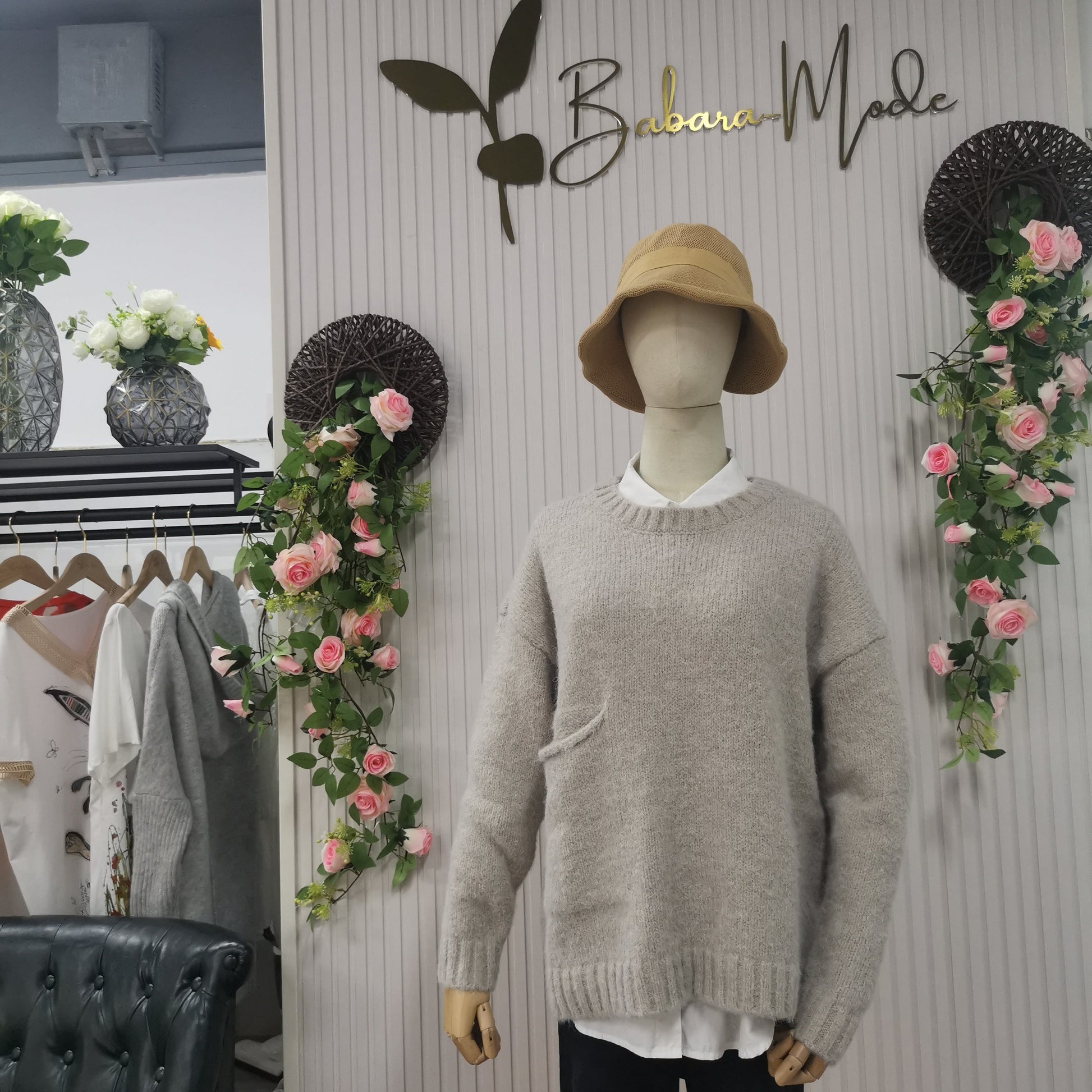 Överdimensionerad tröja – Ljusgrå, löst sittande tröja i grovstickad trikå för damer-Mira Lina