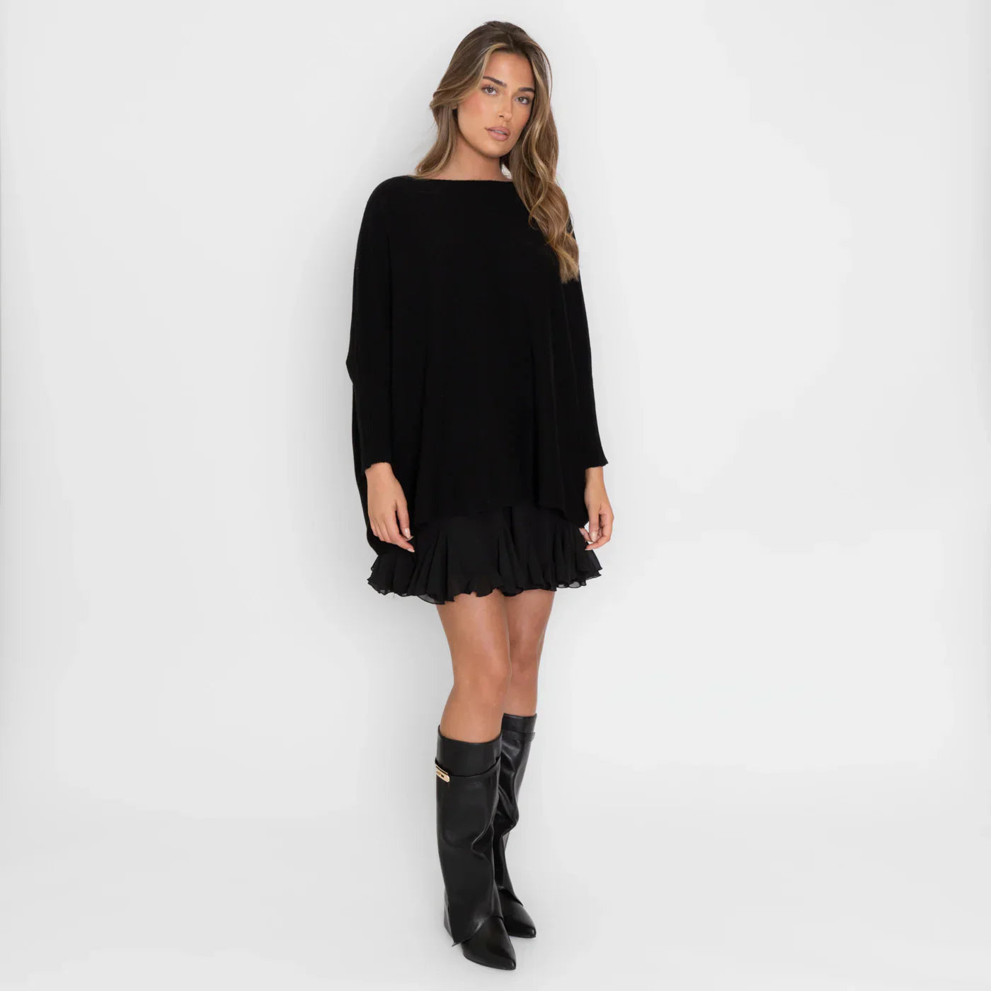 Oversized tröja | Batwing | Boatneck | Oversized pnaturfiberblandningover | Damstickat-Mira Lina