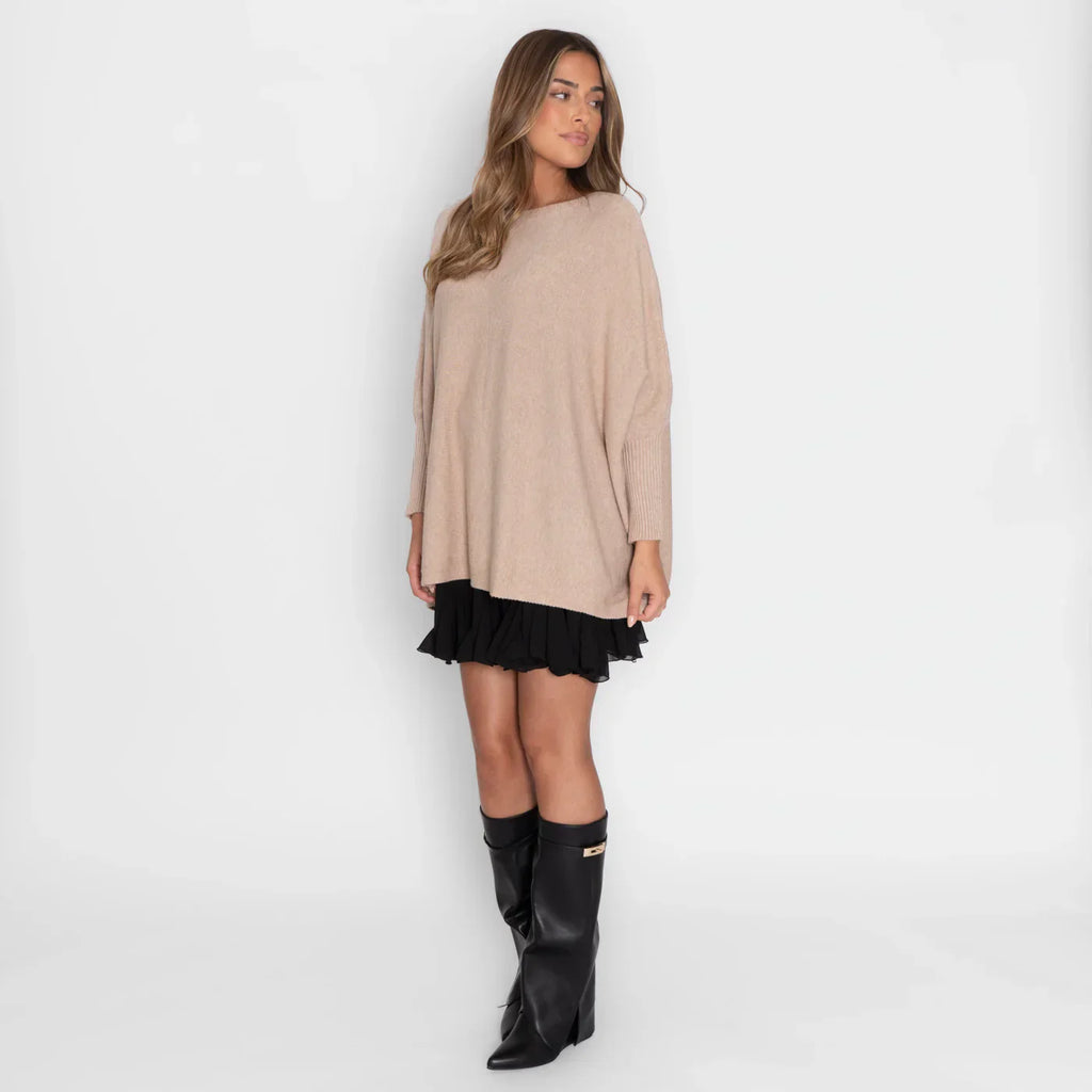 Oversized tröja | Batwing | Boatneck | Oversized pnaturfiberblandningover | Damstickat-Mira Lina