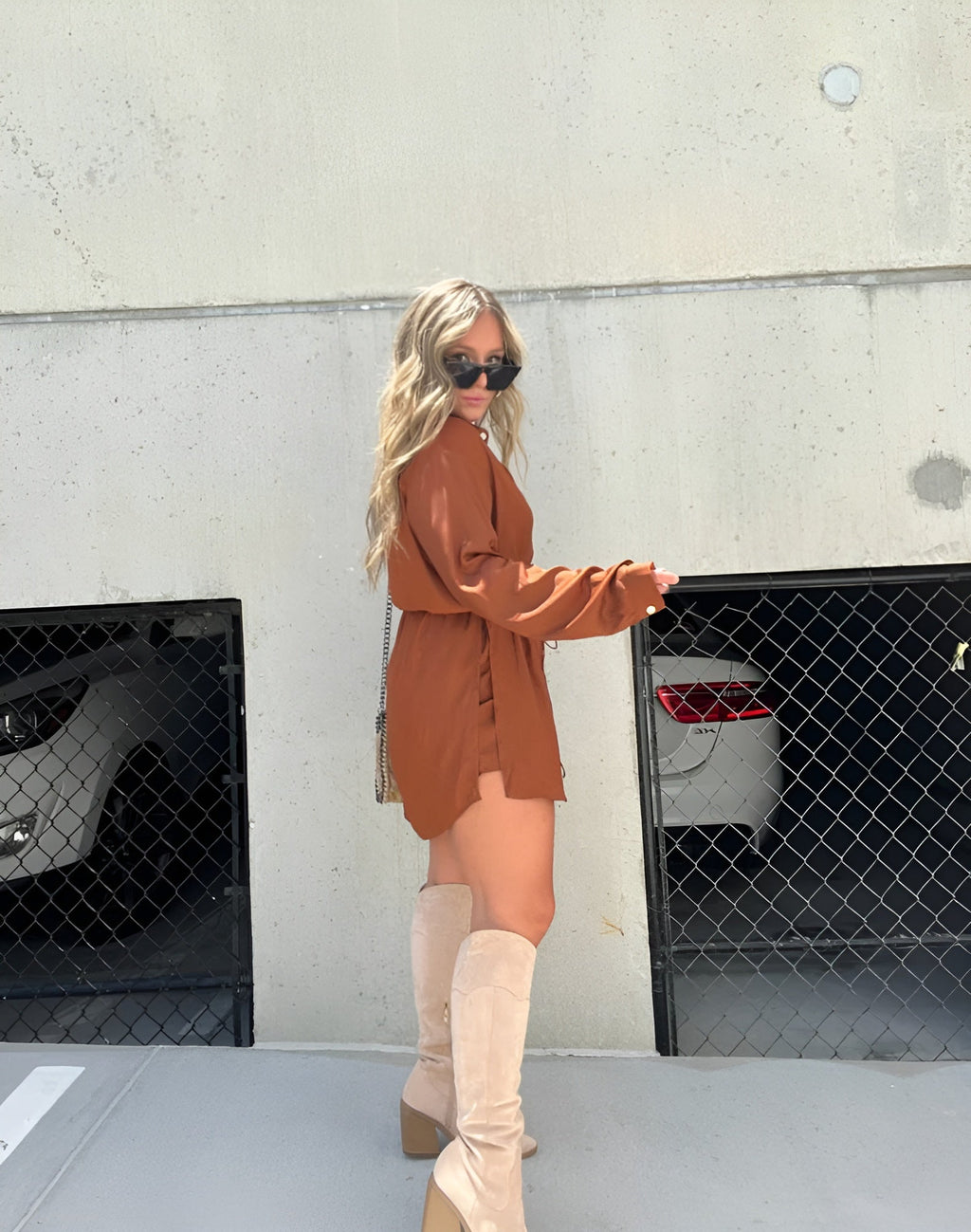 Skjortklänning | Mini | Knäppt | Långärmad klänning | Satinklänning-Mira Lina