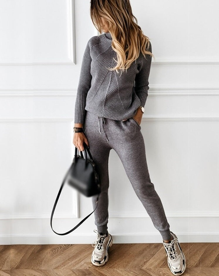 Stickad Co-Ord - Turtleneck - Dragsko - Stickat tvådelat set - Loungewear för damer-Mira Lina
