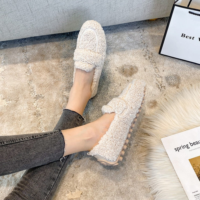 Teddy Loafers – Mjuka, långluggigt tygklädda slip-on-loafers för dam-Mira Lina