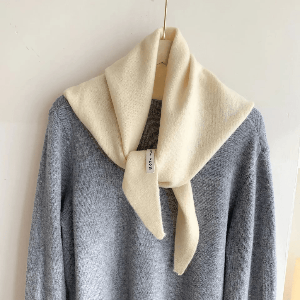 Triangelstickad halsduk | Liten | Varm | Triangelhalsduk | Damhalsduk-Mira Lina