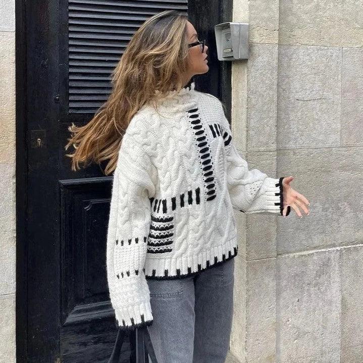 Turtleneck-tröja | Vit | Stickad | Oversized-tröja | Stickade plagg för damer-Mira Lina