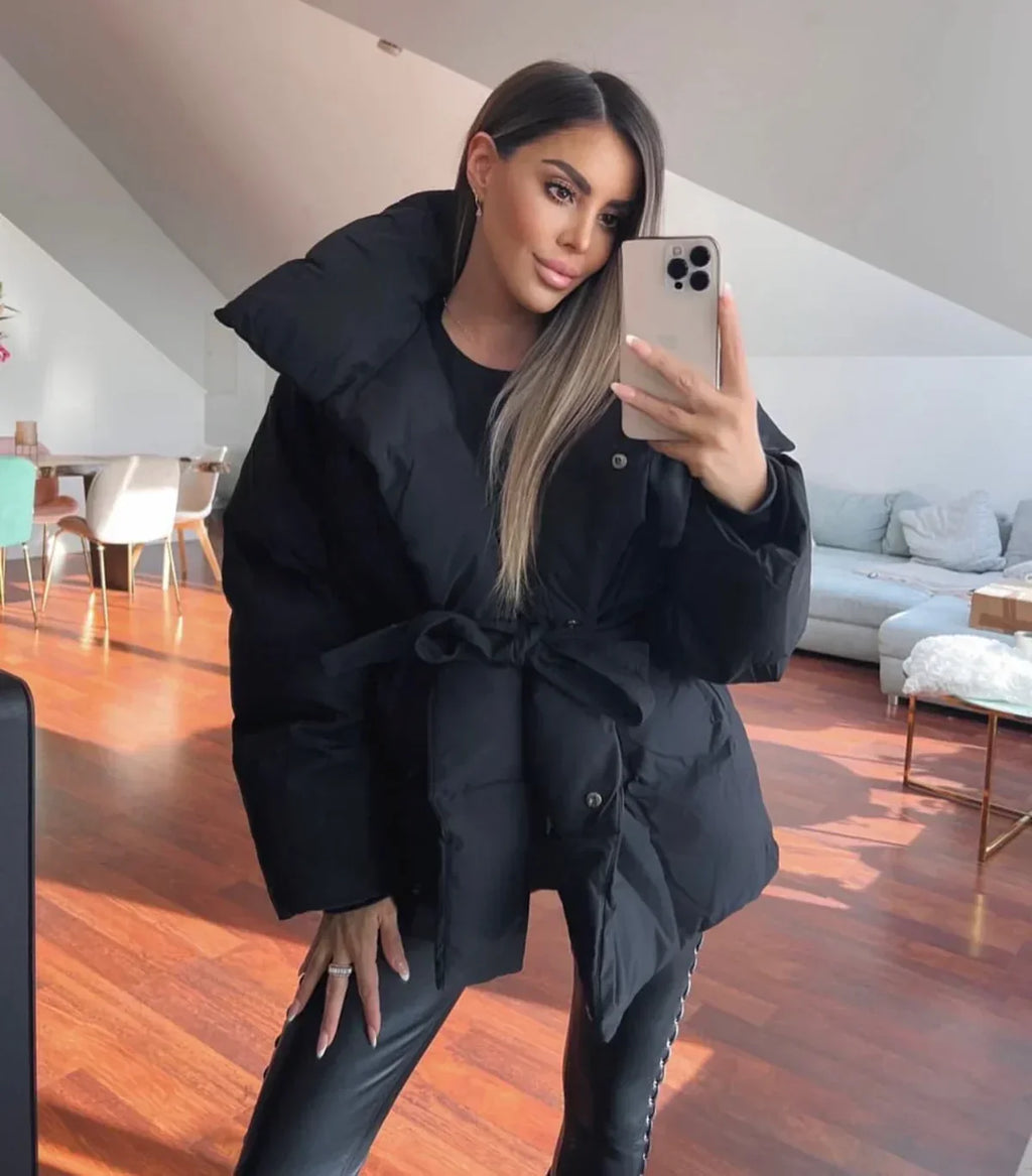 Vinterrock | Vadderad | Bälte | Pufferjacka | Damrock-Mira Lina